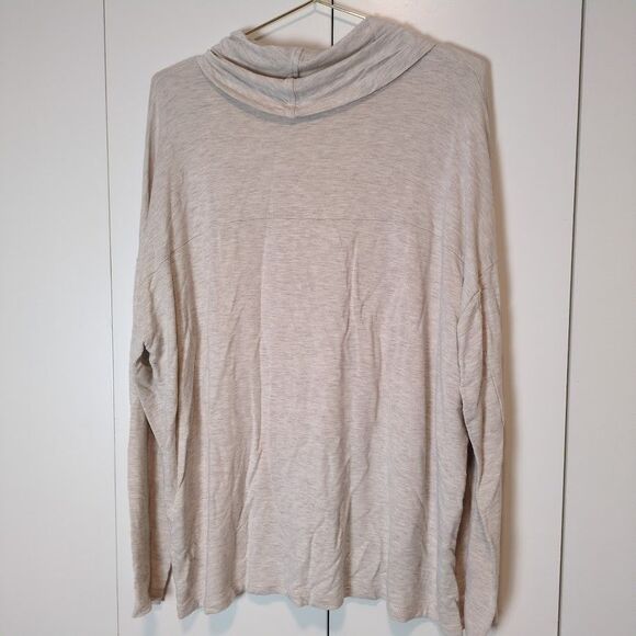 CAbi Womens Sawyer Cowl Neck Long Sleeve Top Size Med Cream - Picture 5 of 6